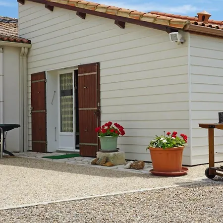 Apartment A La Ferme